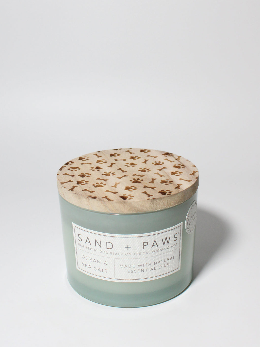 Signature Sand + Paws Ocean & Sea Salt 12 oz scented candle