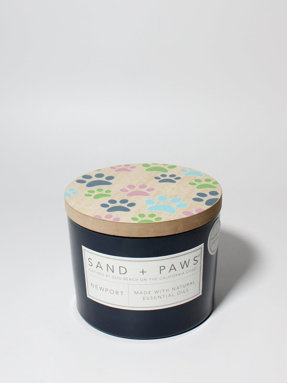 Signature Sand + Paws Newport 12 oz scented candle