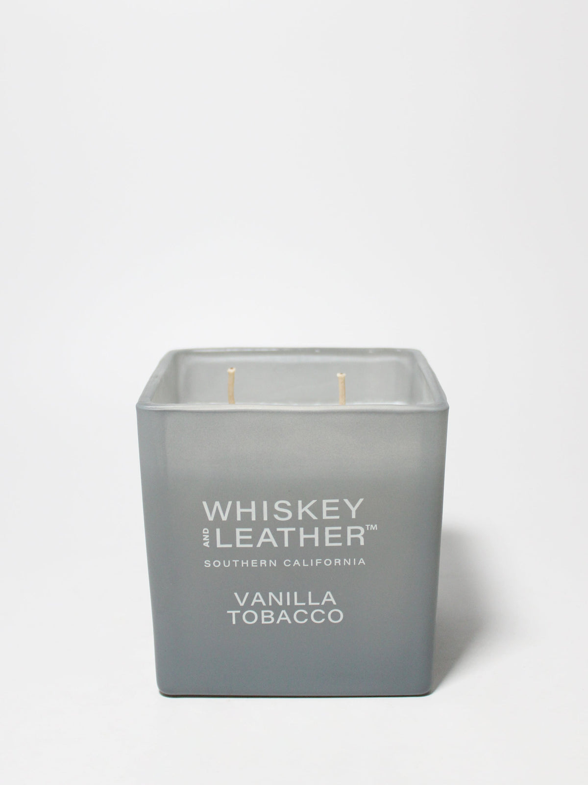 Signature Vanilla Tobacco 16 oz scented candle