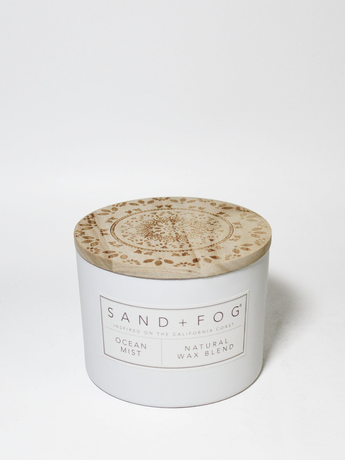 Signature Ocean Mist 12 oz scented candle