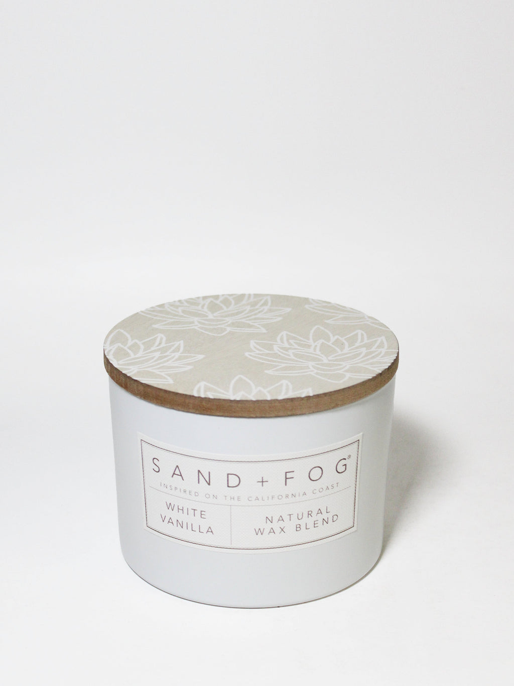 Signature White Vanilla 12 oz scented candle