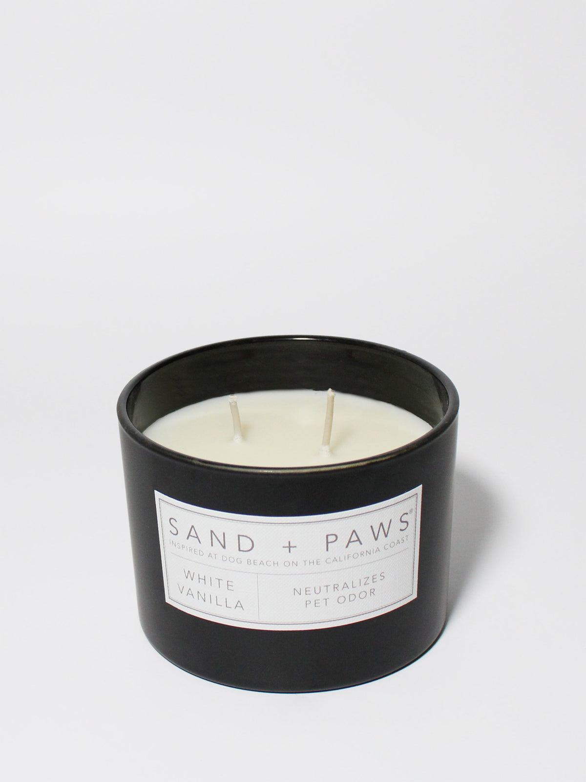 Signature Sand + Paws White Vanilla 12 oz scented candle