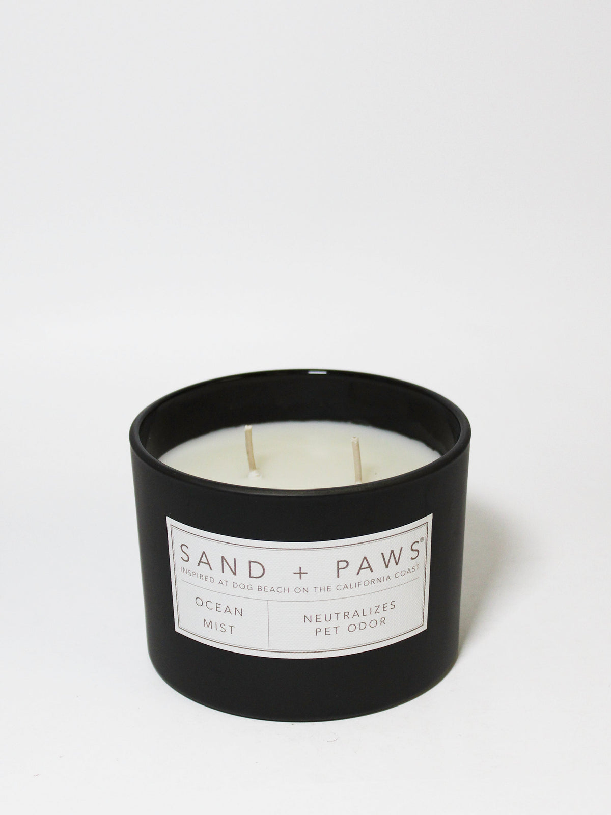 Signature Sand + Paws Ocean Mist 12 oz scented candle