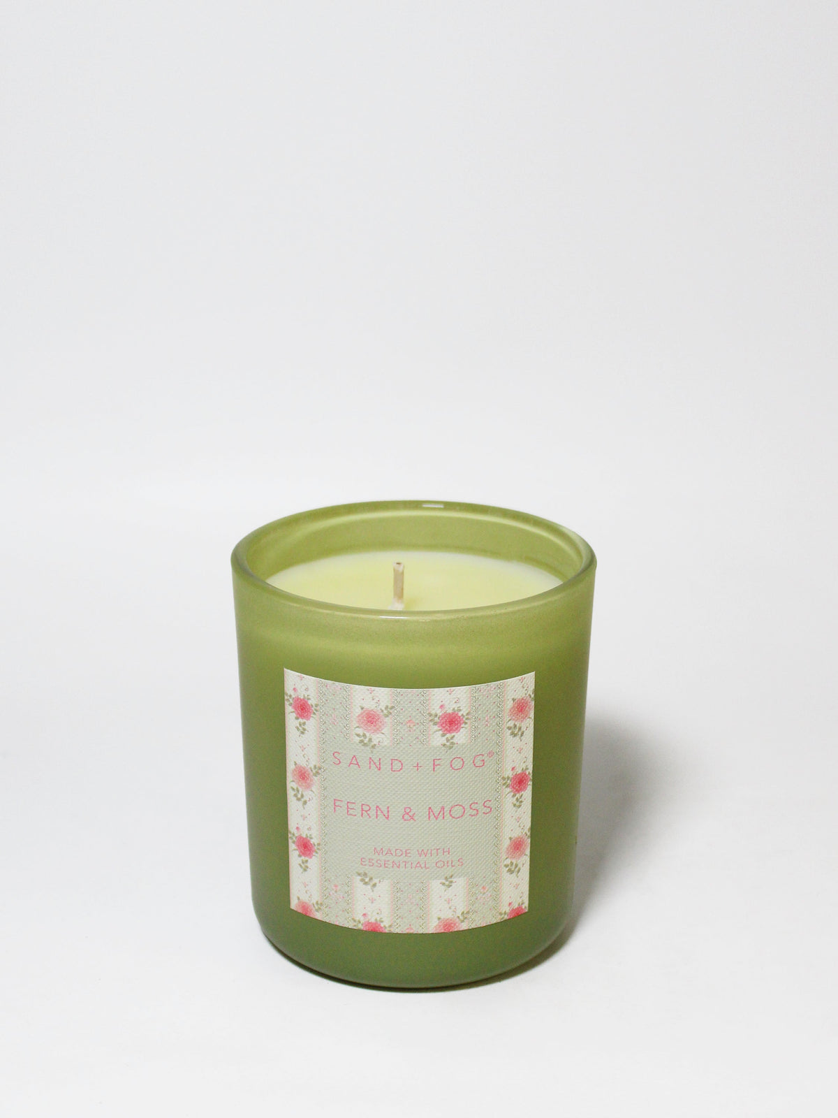 Signature Fern & Moss 10 oz scented candle