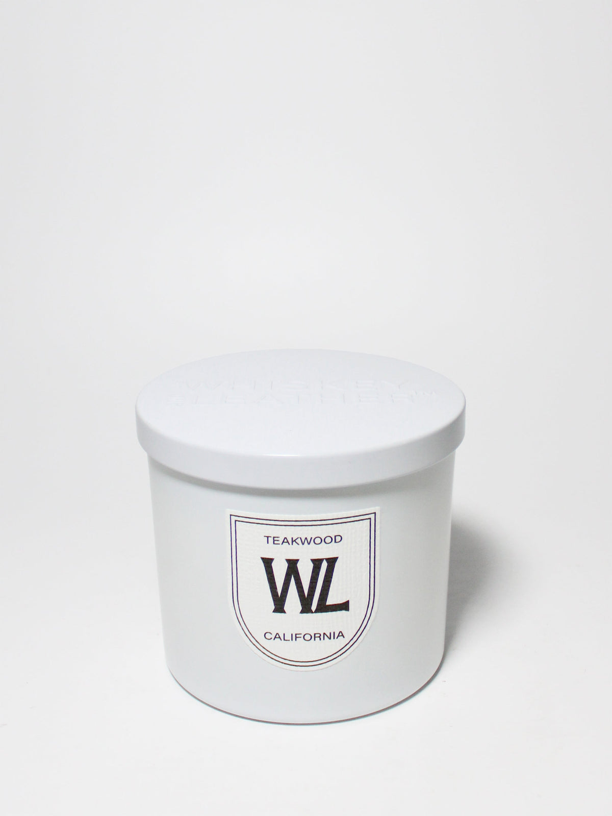 Signature Teakwood 11 oz scented candle