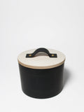 Signature Vanilla Tobacco 12 oz scented candle