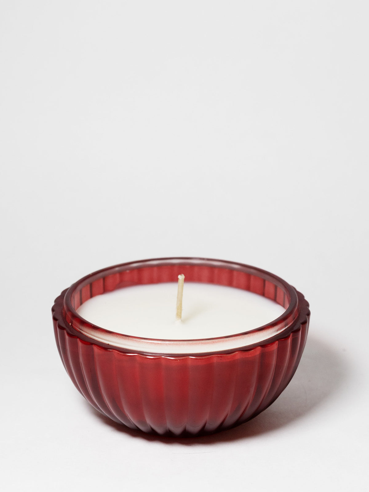 Signature Cinnamon Noel 6 oz scented candle
