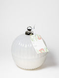 Signature Winter White 6 oz scented candle