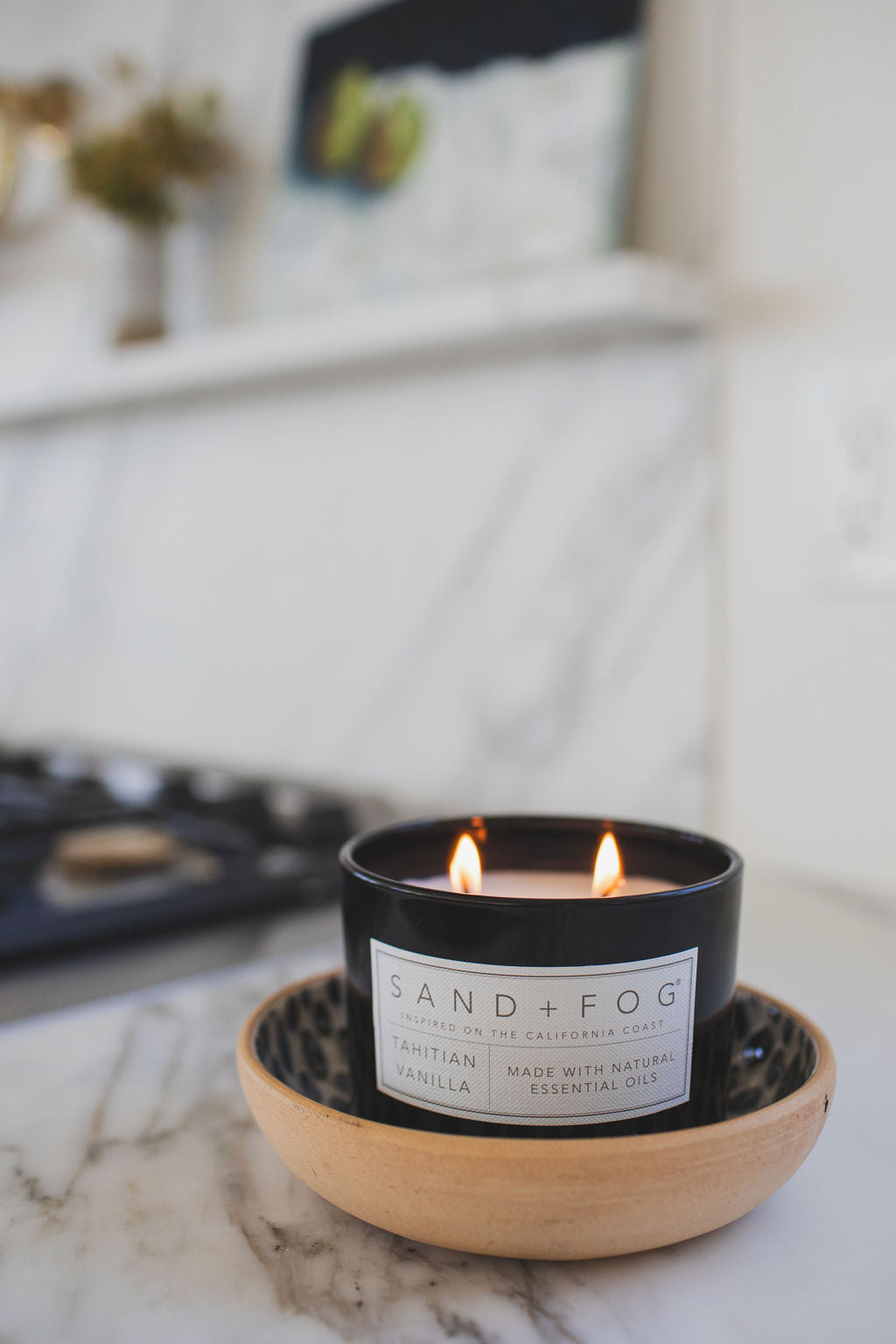 Signature Tahitian Vanilla 12 oz scented candle