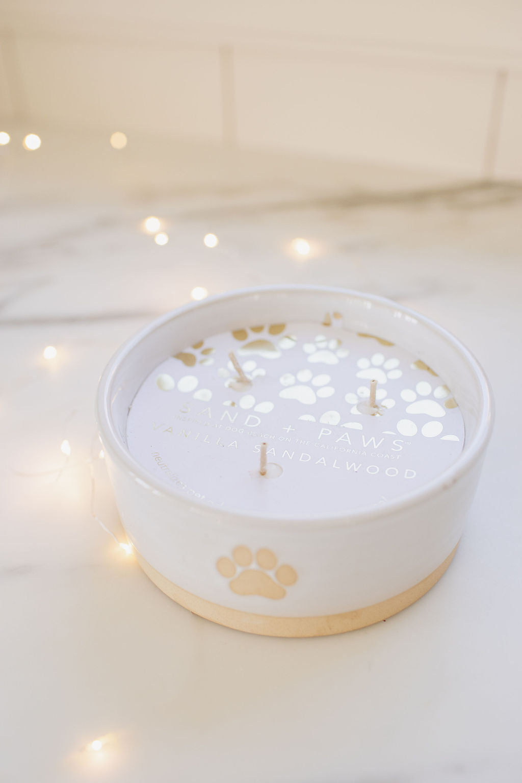 Signature Sand + Paws Vanilla Sandalwood 12 oz scented candle