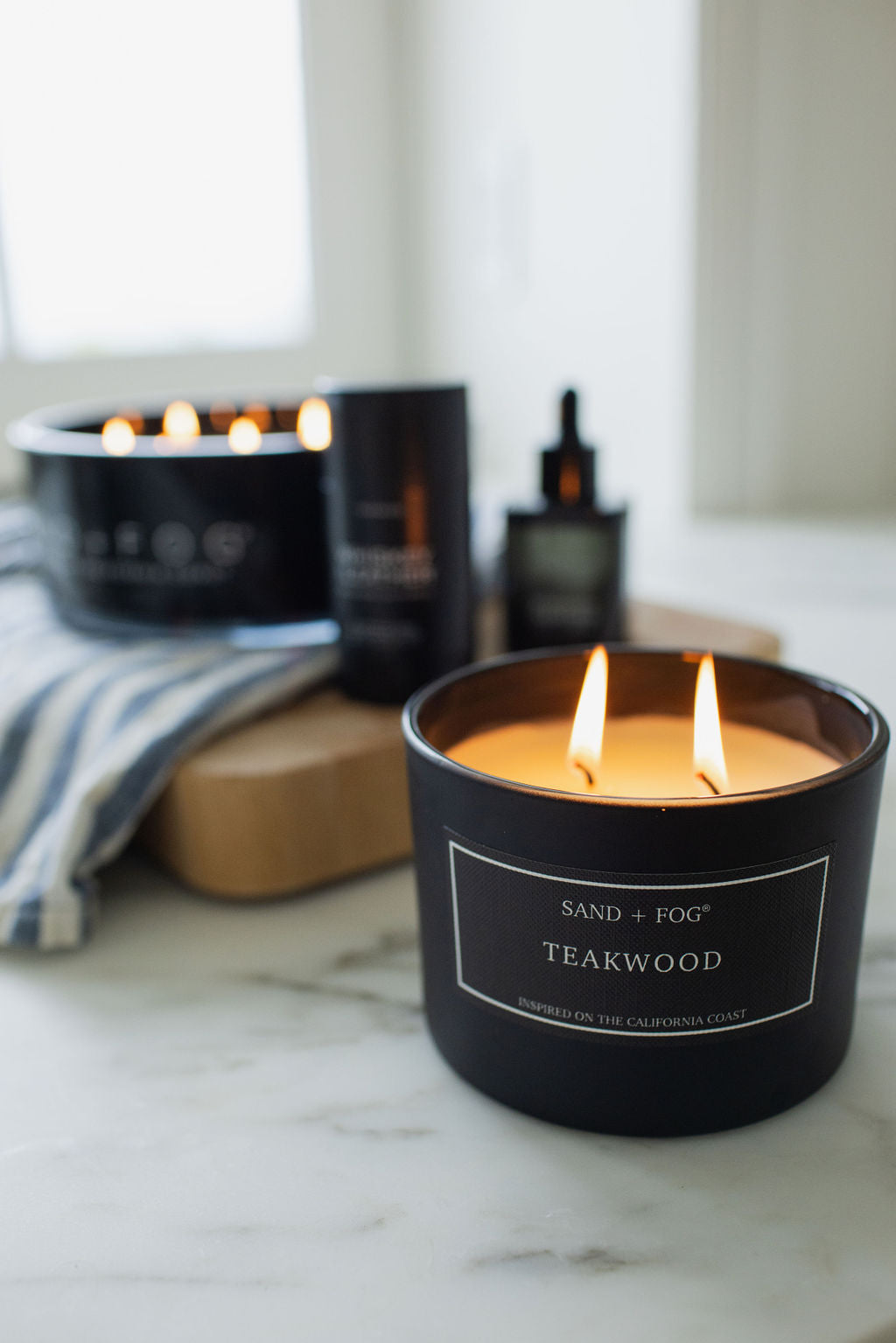 Signature Teakwood 12 oz scented candle