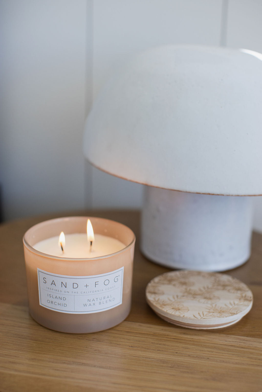 Signature Island Orchid 12 oz scented candle