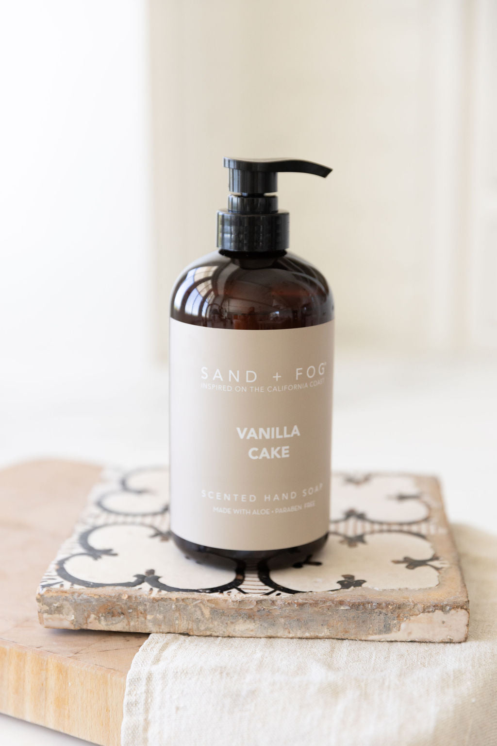 Refreshing Vanilla Cake 20 oz Liquid Hand Soap