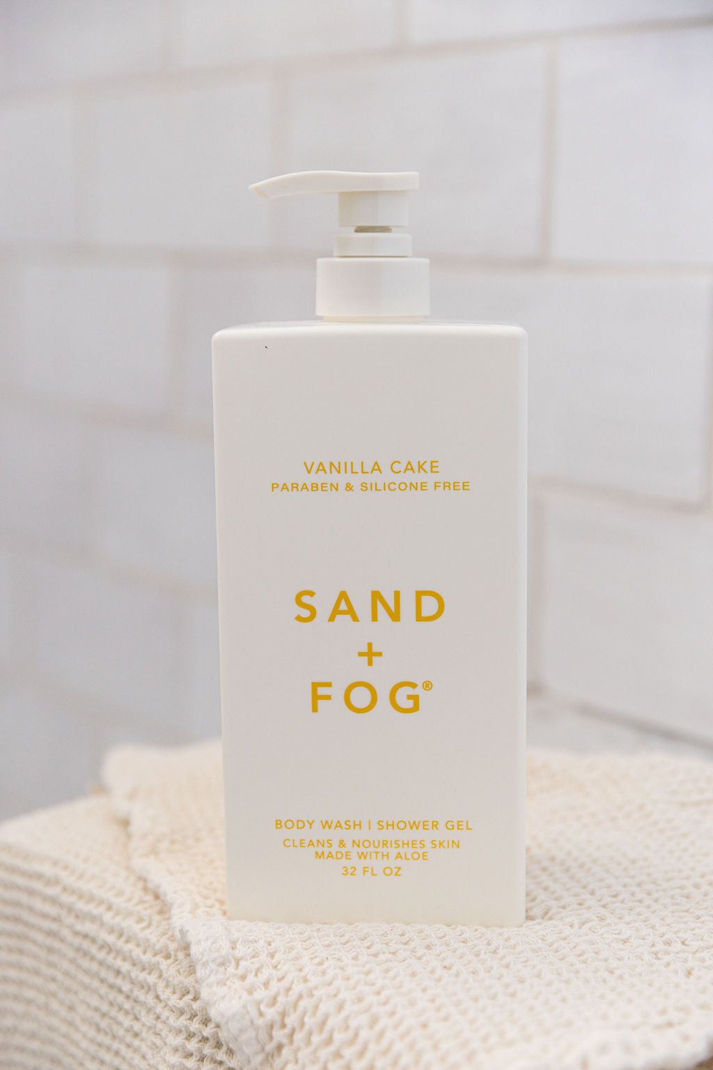 Signature Vanilla Cake 32 oz Body Wash