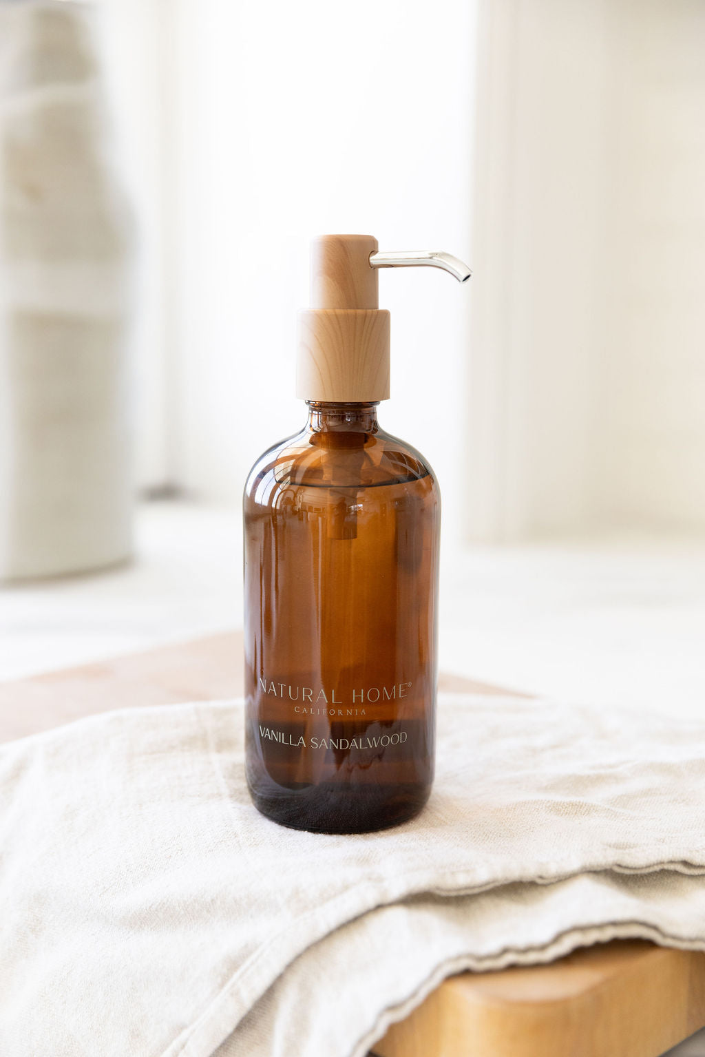 Refreshing Vanilla Sandalwood Natural Home 15.7 oz Liquid Hand Soap