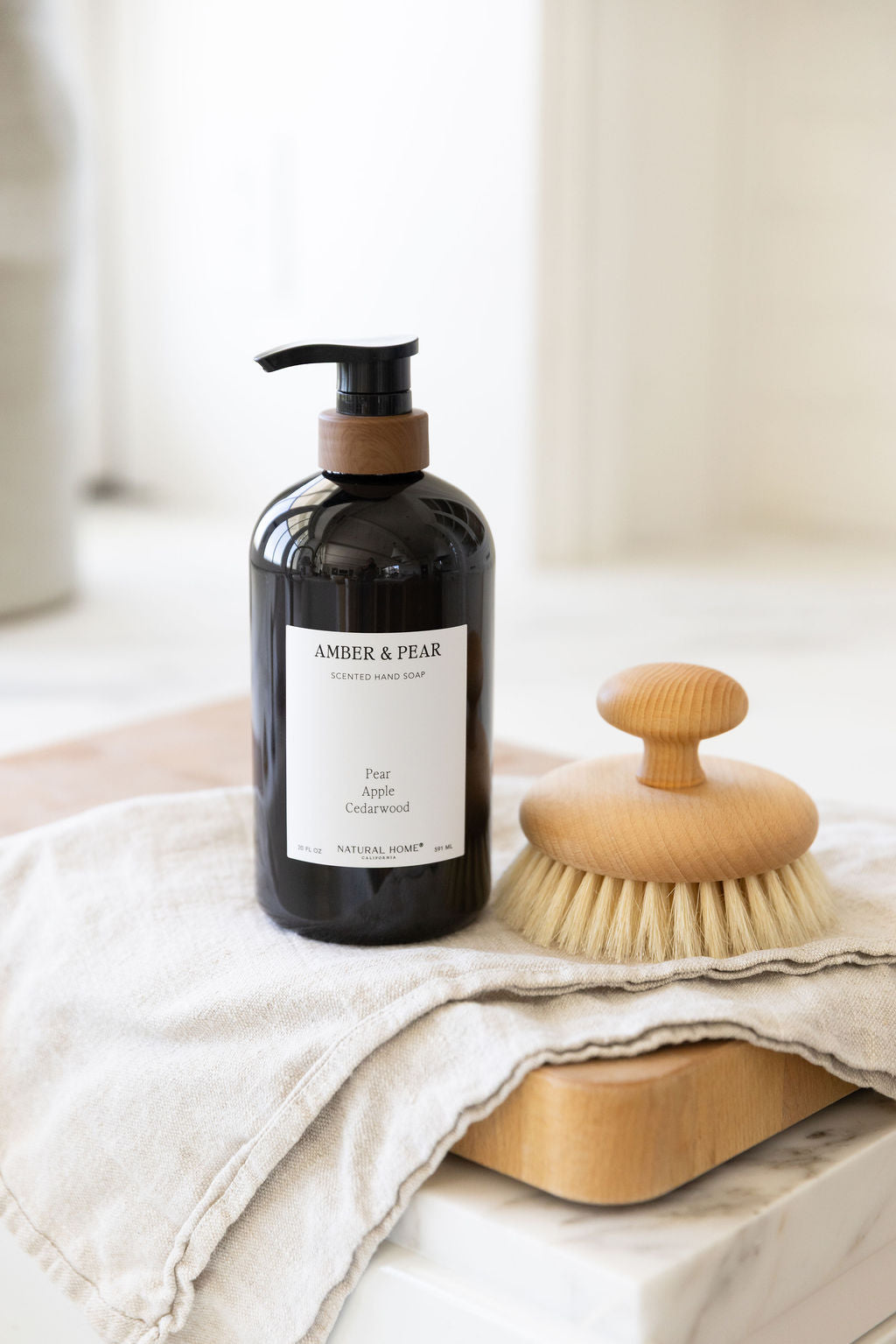 Refreshing Amber & Pear Natural Home 20 oz Liquid Hand Soap