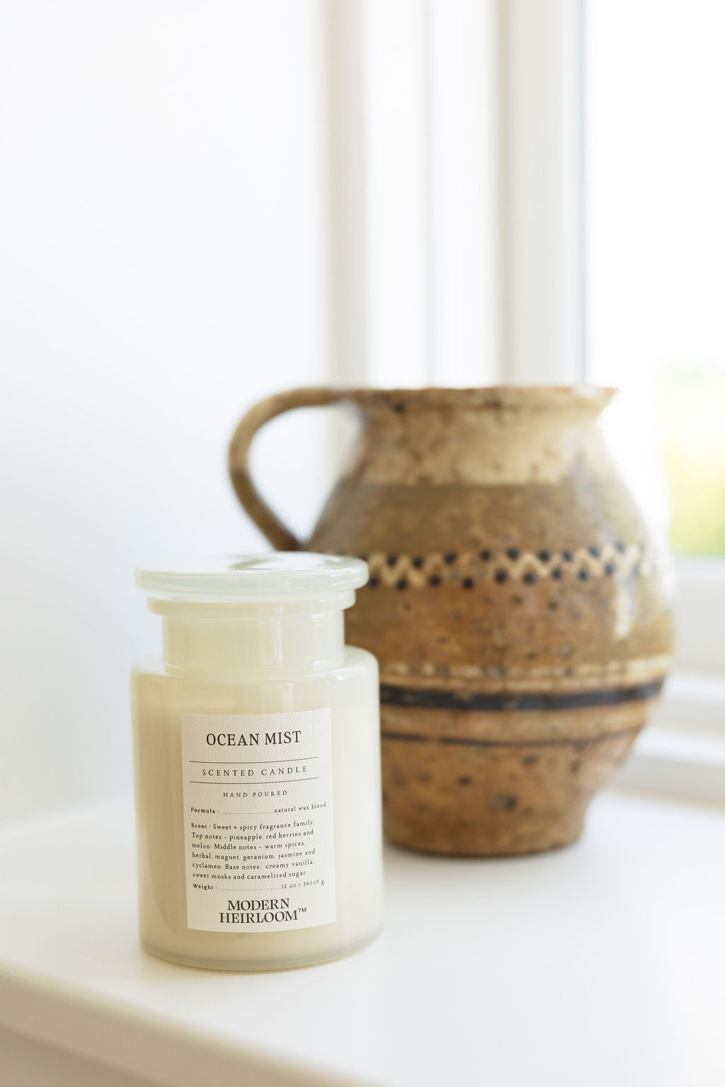 Signature Ocean Mist 12 oz scented candle