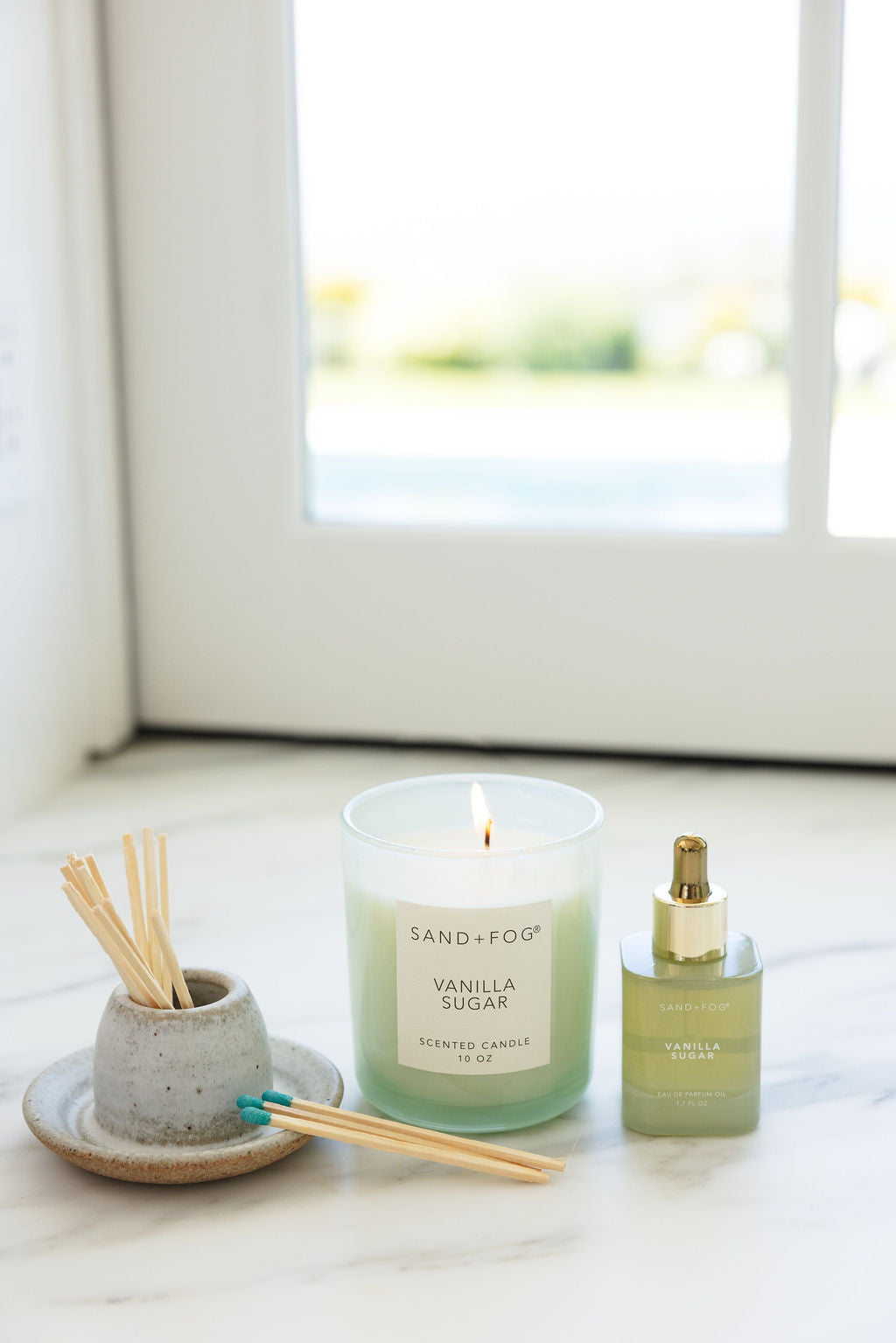 Signature Vanilla Sugar 10 oz scented candle
