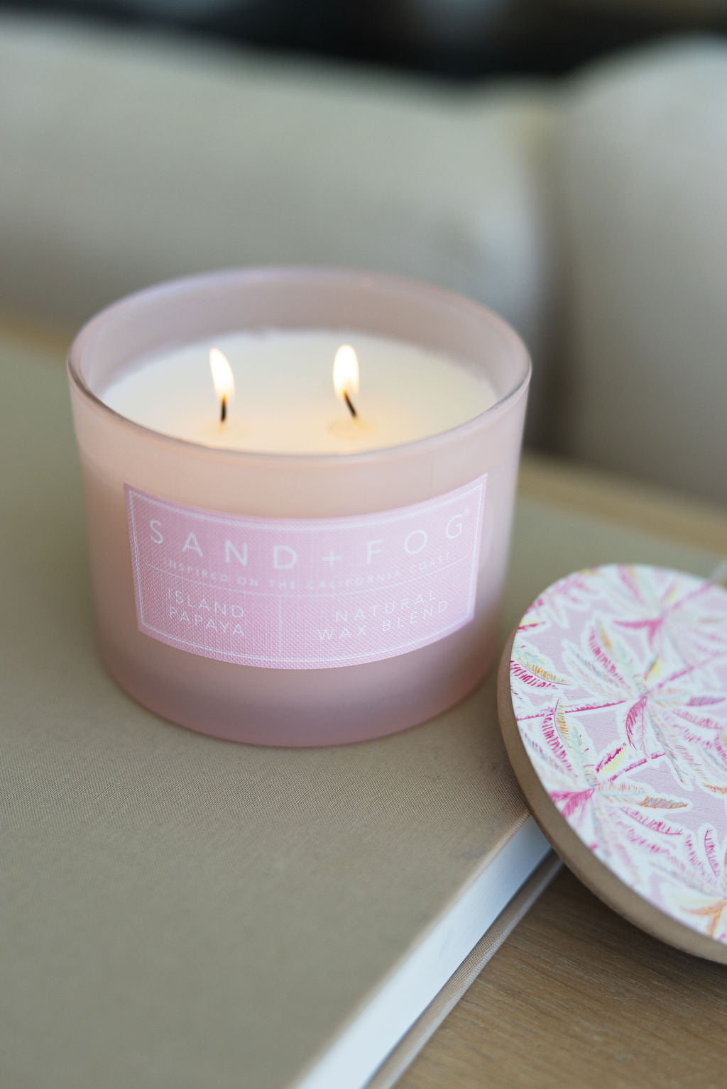 Signature Island Papaya 12 oz scented candle