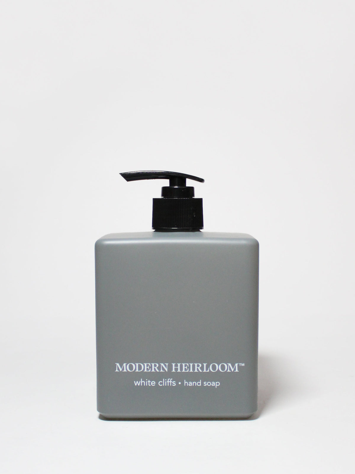 Refreshing White Cliffs Modern Heirloom 16.9 oz Liquid Hand Soap