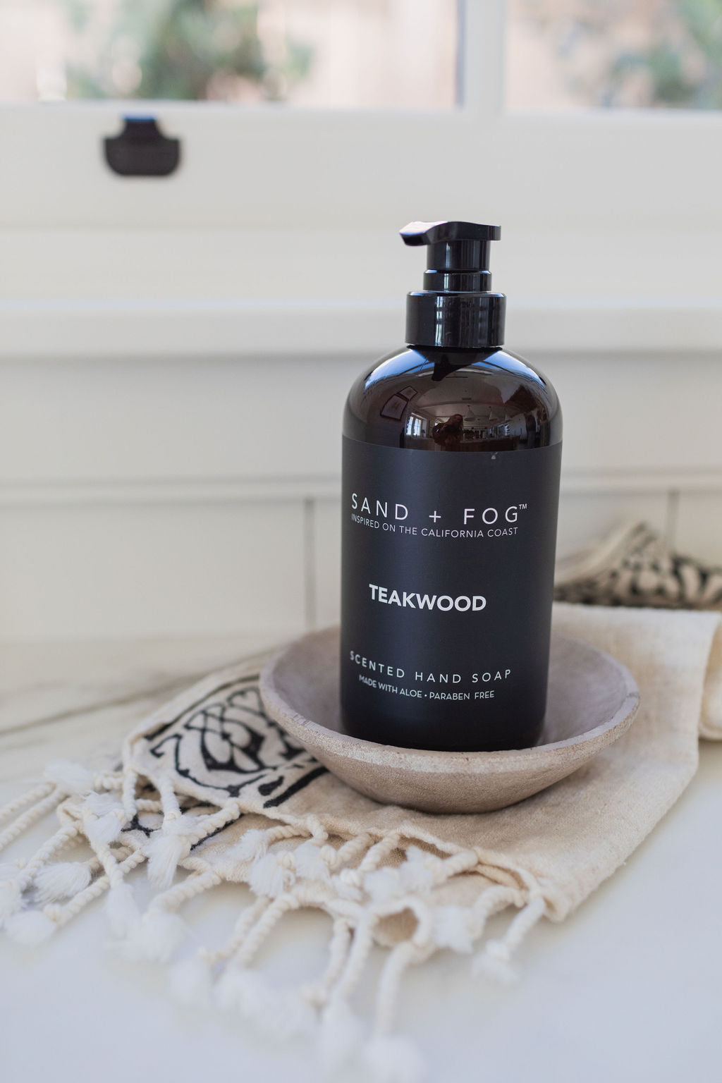 Refreshing Teakwood 20 oz Liquid Hand Soap