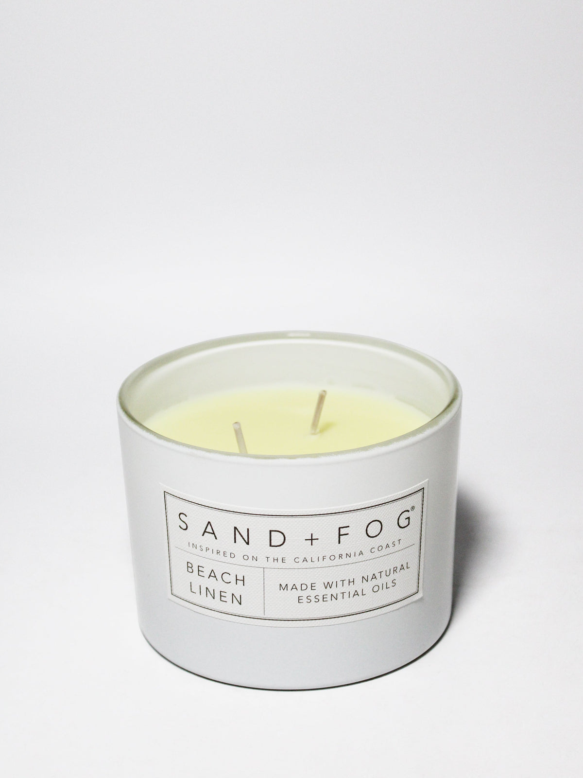 Signature Beach Linen 12 oz scented candle
