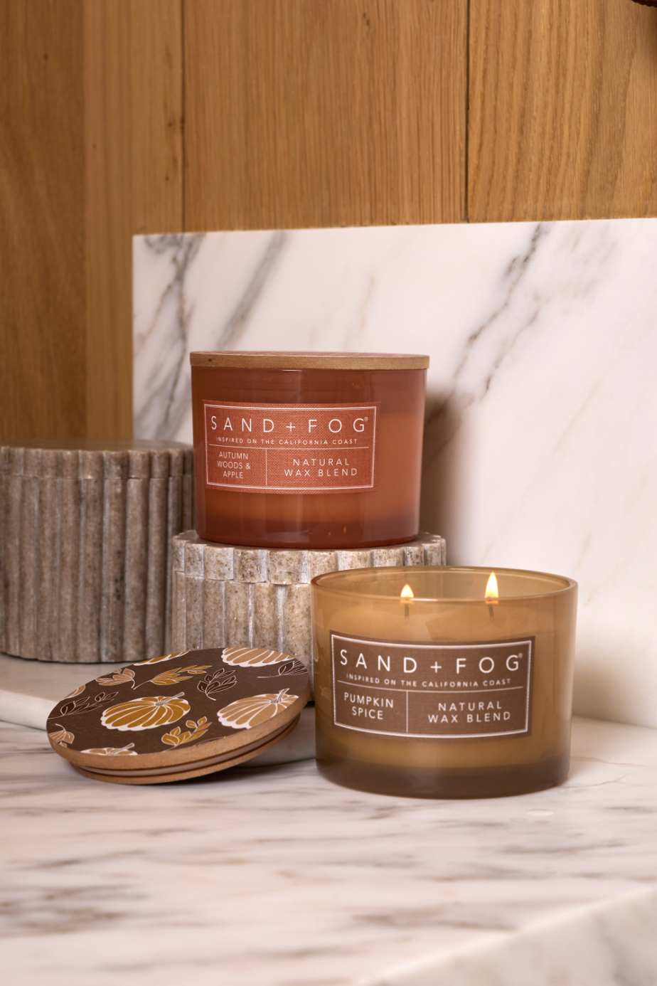 Signature Autumn Woods & Apple 12 oz scented candle