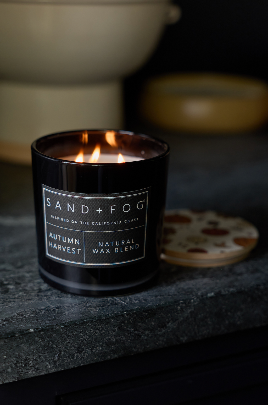 Signature Autumn Harvest 21 oz scented candle